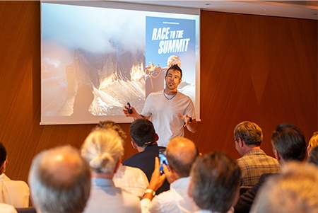 450x301-Dani-Arnold Daniel Arnold Bergsteiger Speaker zucchetti Forum 2024